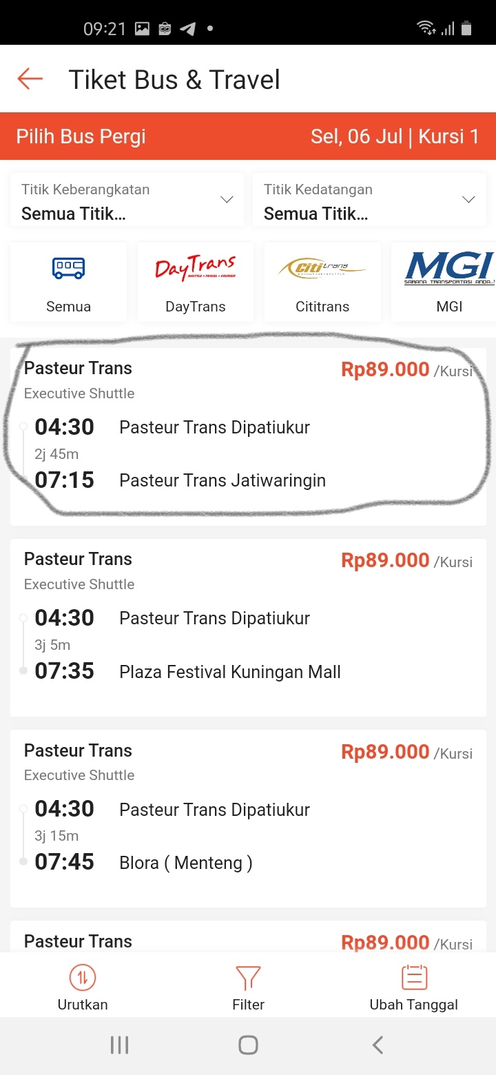 Memilih transfortasi Bus Memilih transfortasi Bus